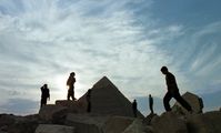 Пришельцы возвели египетские пирамиды? Кемеровчанка узнала тайну их постройки