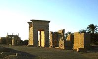 Храм Хибис в Египте