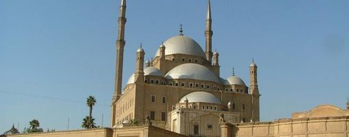 Власти Египта. Исламские традиции в Египте