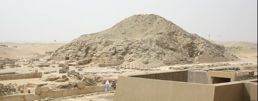 В пригороде Каира для посещений открыли пирамиду фараона V династии