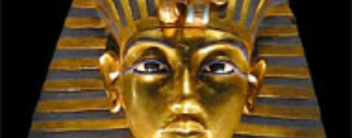 Маска Тутанхамона в Каирском музее