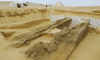 Раскопки в египетском городке Дахшур
