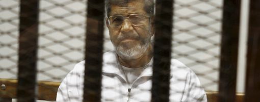  Экс-президент Египта Мурси получил пожизненный срок за шпионаж