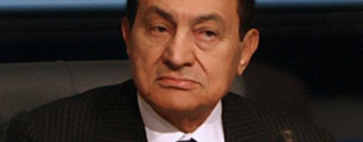Мубарака освободили по делу о коррупции