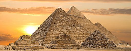 Египетские пирамиды оказались кривыми